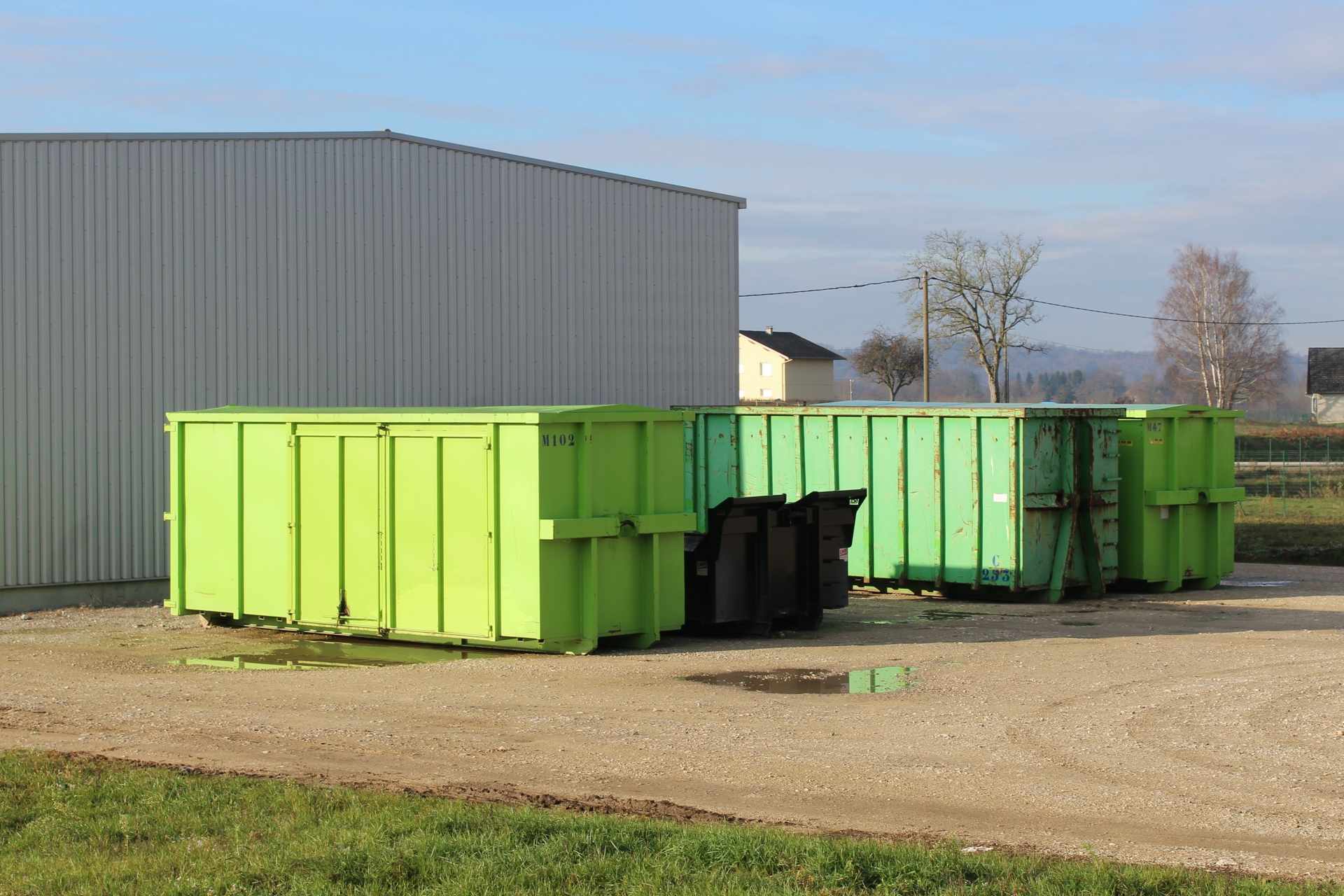 H R M. Location Bennes - locationBdechet